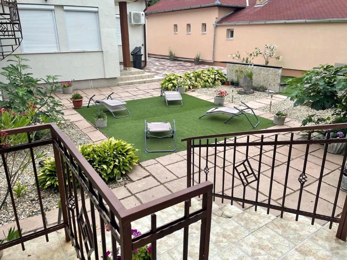 Adam Apartman Hajdúszoboszló Kültér fotó