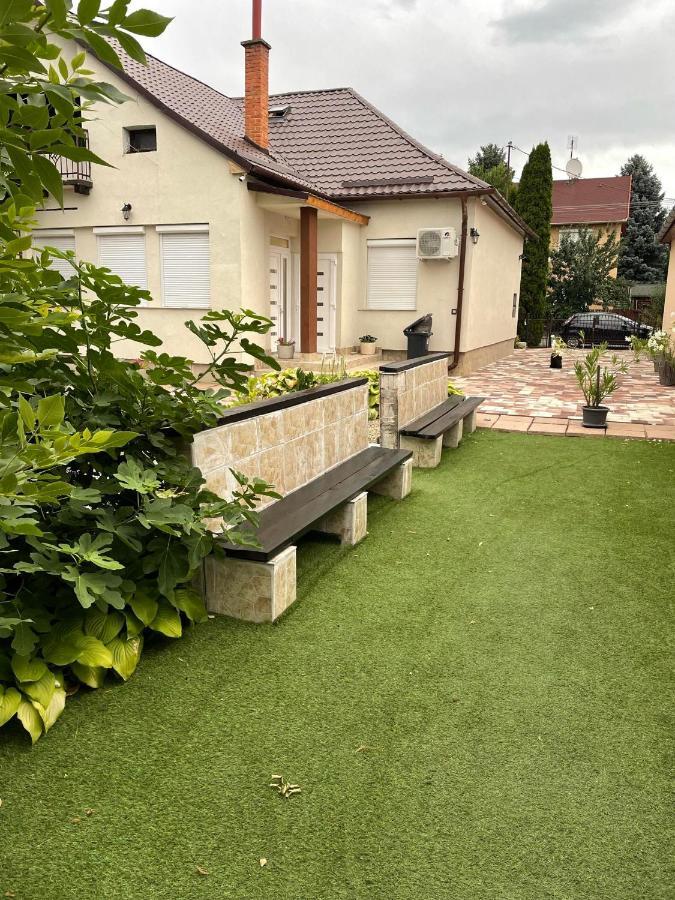 Adam Apartman Hajdúszoboszló Kültér fotó