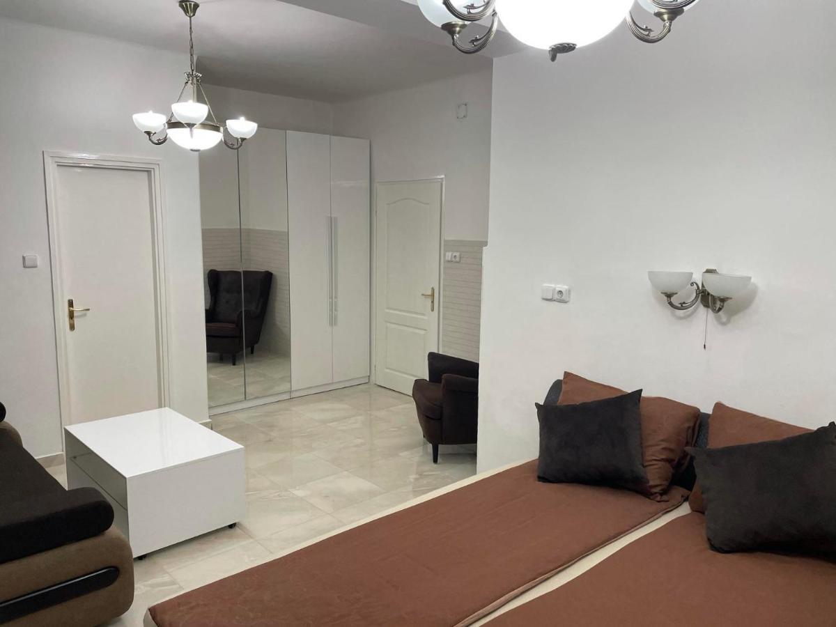Adam Apartman Hajdúszoboszló Kültér fotó