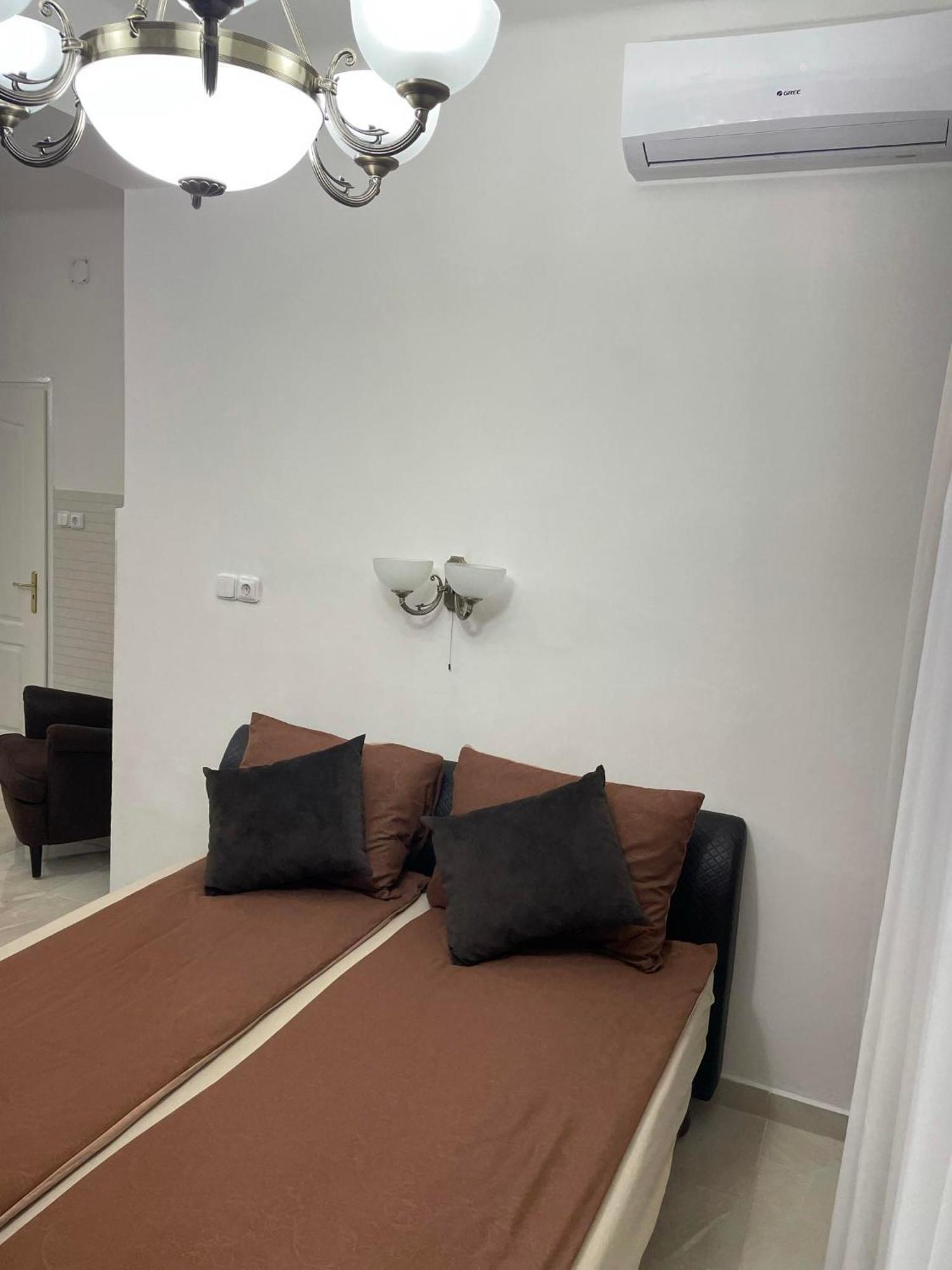 Adam Apartman Hajdúszoboszló Kültér fotó